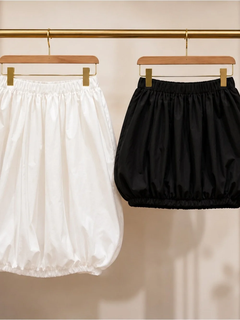 Women's Cream Bubble Midi Skirt with Elastic Waist